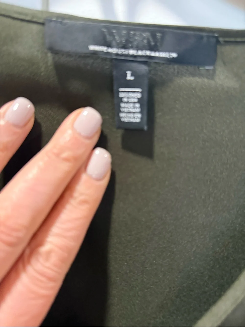 White House Black Market Olive Green V-Neck Smocked Shoulder Blouse Satin sz LG - Picture 3 of 5